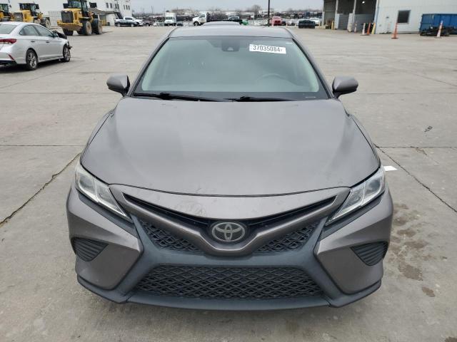 4T1B11HK8KU787773 - 2019 TOYOTA CAMRY L GRAY photo 5