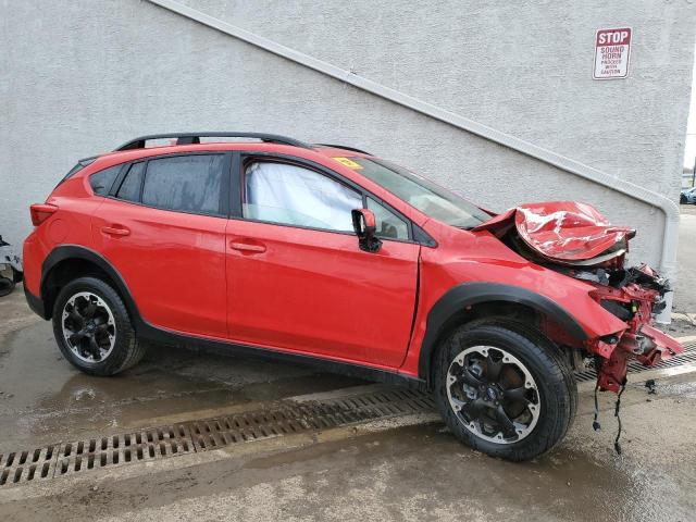 JF2GTAEC2M8315048 - 2021 SUBARU CROSSTREK PREMIUM RED photo 4