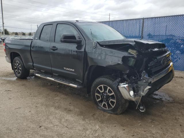 5TFRM5F16EX076751 - 2014 TOYOTA TUNDRA DOUBLE CAB SR/SR5 BLACK photo 4