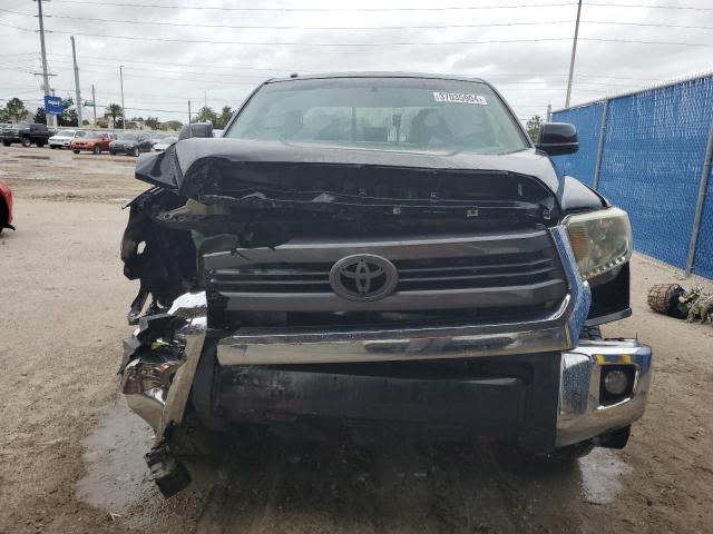 5TFRM5F16EX076751 - 2014 TOYOTA TUNDRA DOUBLE CAB SR/SR5 BLACK photo 5