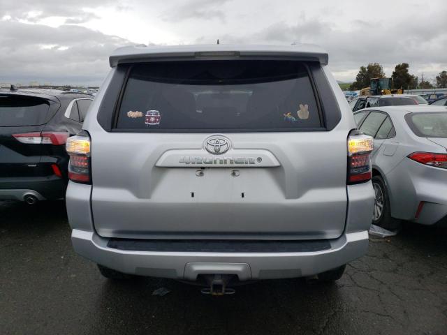 JTEBU5JRXG5325142 - 2016 TOYOTA 4RUNNER SR5/SR5 PREMIUM 银色 照片 6