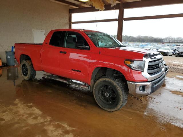 5TFRM5F14FX090777 - 2015 TOYOTA TUNDRA DOUBLE CAB SR/SR5 RED photo 4