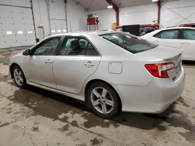 4T1BF1FK2DU281041 - 2013 TOYOTA CAMRY L SILVER photo 2