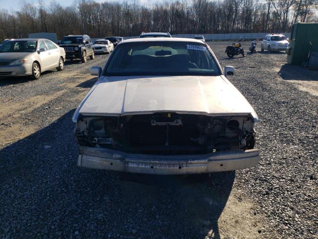 1LNLM81W6VY732852 - 1997 LINCOLN TOWN CAR EXECUTIVE Серебристый фото 5