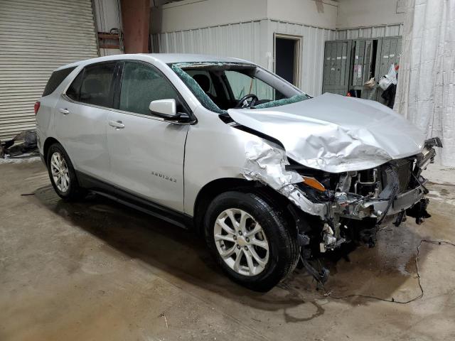 2GNAXJEV1J6132033 - 2018 CHEVROLET EQUINOX LT SILVER photo 4