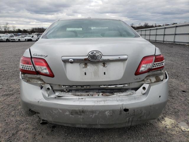 4T1BK3EKXBU610655 - 2011 TOYOTA CAMRY SE SILVER photo 6