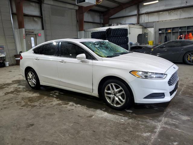 3FA6P0HR3DR146168 - 2013 FORD FUSION SE WHITE photo 4