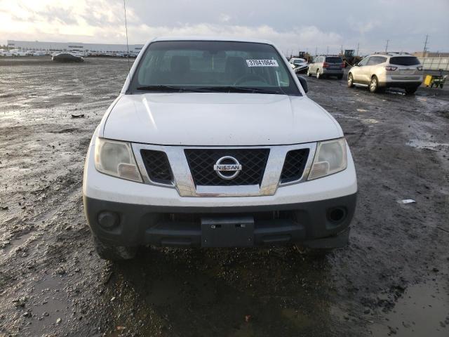 1N6AD0EV4BC402857 - 2011 NISSAN FRONTIER S WHITE photo 5