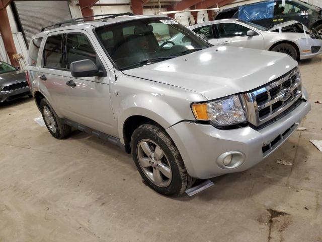 1FMCU03G69KA09406 - 2009 FORD ESCAPE XLT SILVER photo 4