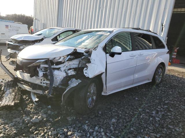 5TDKSKFC8NS041254 - 2022 TOYOTA SIENNA LE WHITE photo 1