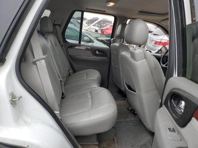 1GKDT13S272257532 - 2007 GMC ENVOY WHITE photo 10