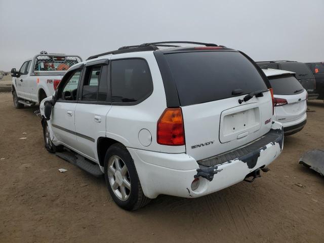 1GKDT13S272257532 - 2007 GMC ENVOY WHITE photo 2