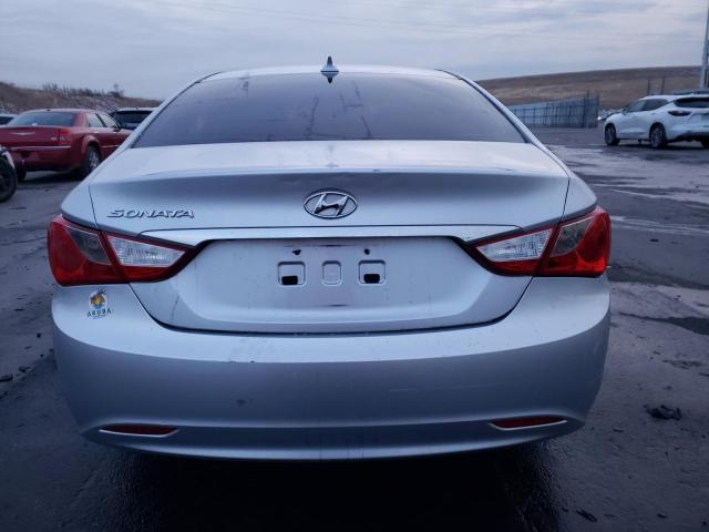 5NPEB4AC0DH692074 - 2013 HYUNDAI SONATA GLS SILVER photo 6