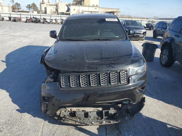 1C4RJFAG3JC502584 - 2018 JEEP GRAND CHER LAREDO 黑色 照片 5