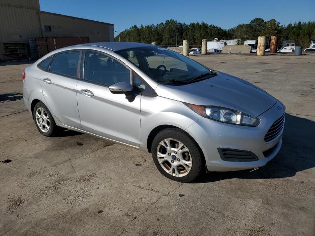 3FADP4BJ2EM202066 - 2014 FORD FIESTA SE SILVER photo 4