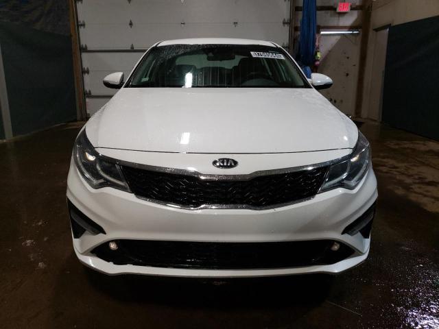 5XXGT4L3XLG404512 - 2020 KIA OPTIMA LX WHITE photo 5