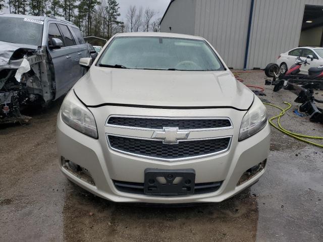 1G11C5SA3DF158908 - 2013 CHEVROLET MALIBU 1LT 奶油色 照片 5