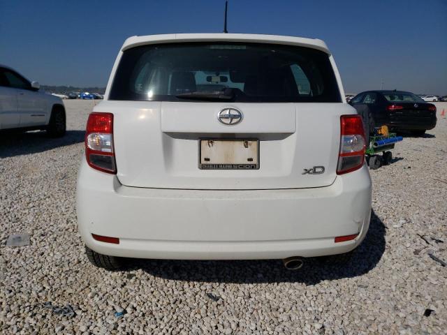 JTKKU10408J018034 - 2008 TOYOTA SCION XD WHITE photo 6