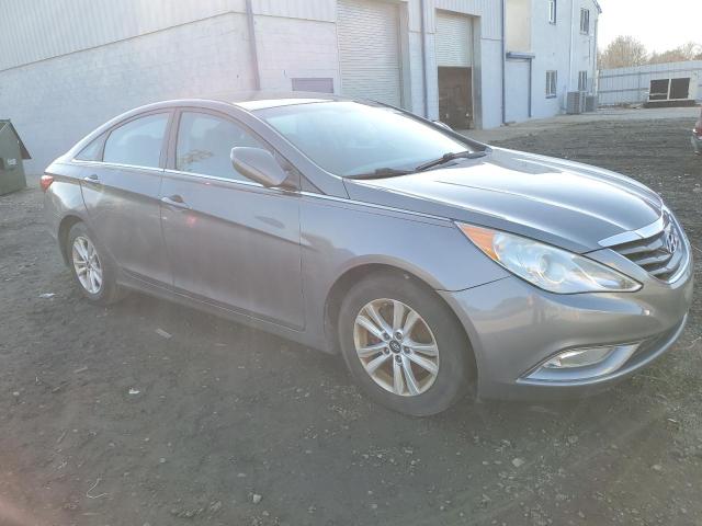 5NPEB4AC0DH712260 - 2013 HYUNDAI SONATA GLS GRAY photo 4