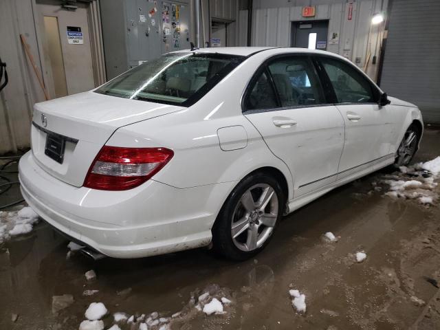 WDDGF5EB5AR109030 - 2010 MERCEDES-BENZ C 300 WHITE photo 3