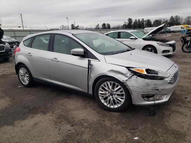 1FADP3N2XJL294716 - 2018 FORD FOCUS TITANIUM SILVER photo 4