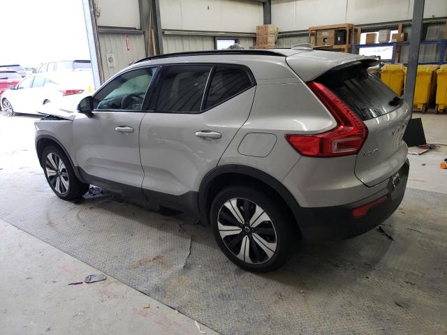 YV4ED3UL6P2106061 - 2023 VOLVO XC40 RECHARGE PLUS SILVER photo 2