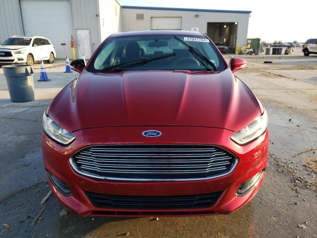 1FA6P0H70F5107669 - 2015 FORD FUSION SE RED photo 5