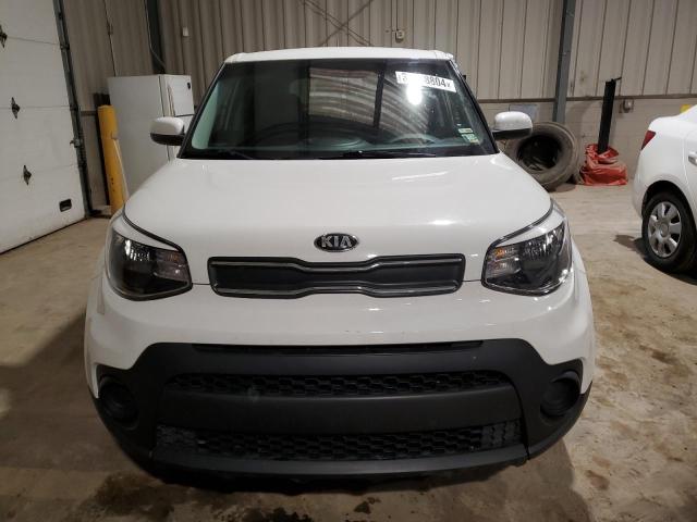 KNDJN2A25K7913798 - 2019 KIA SOUL WHITE photo 5