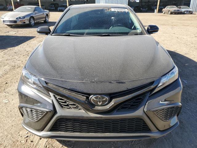 4T1G11AK3RU877634 - 2024 TOYOTA CAMRY SE NIGHT SHADE BLACK photo 5