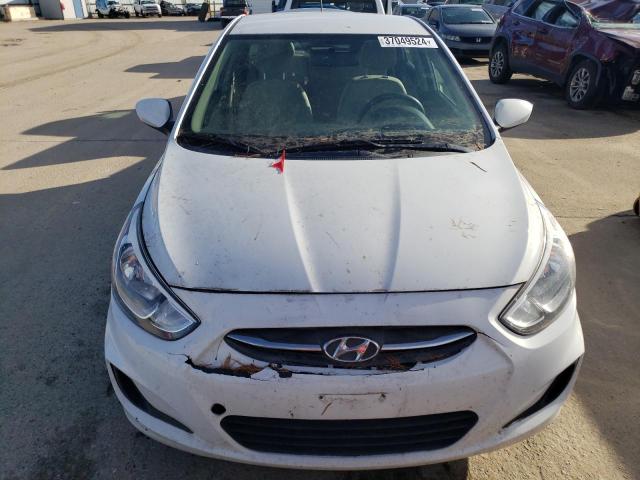 KMHCT4AE1HU368970 - 2017 HYUNDAI ACCENT SE WHITE photo 5