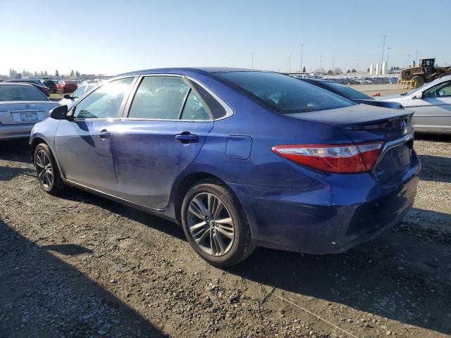 4T1BF1FKXGU611593 - 2016 TOYOTA CAMRY LE BLUE photo 2