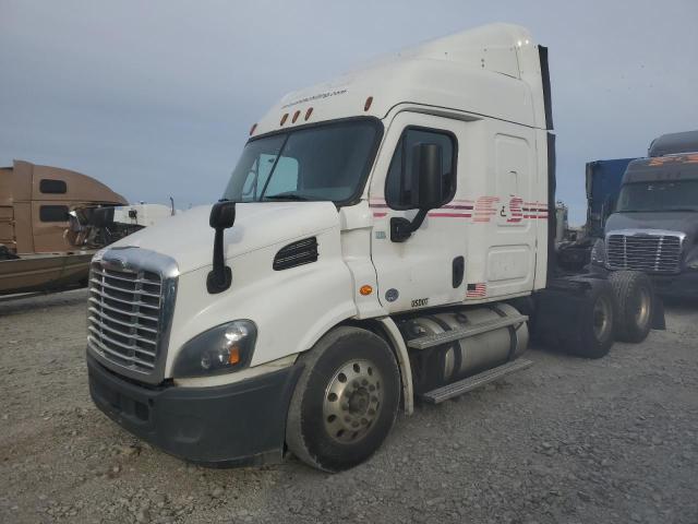 3AKJGHDV1HSHZ2738 - 2017 FREIGHTLINER CASCADIA 1 WHITE photo 2