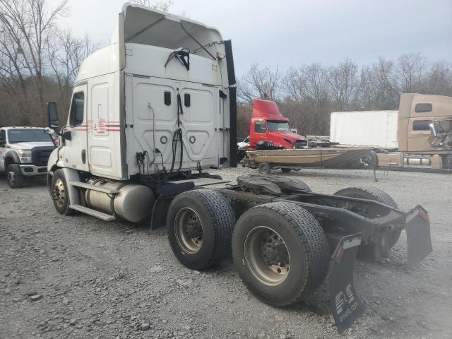 3AKJGHDV1HSHZ2738 - 2017 FREIGHTLINER CASCADIA 1 WHITE photo 3