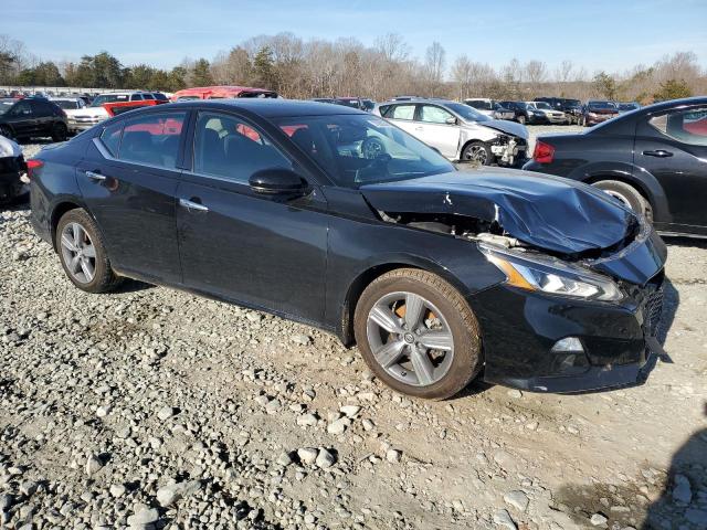 1N4BL4DVXKC125608 - 2019 NISSAN ALTIMA SV BLACK photo 4