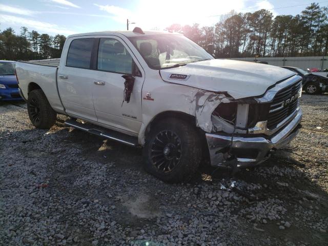 3C6UR5DLXKG626122 - 2019 RAM 2500 BIG HORN WHITE photo 4