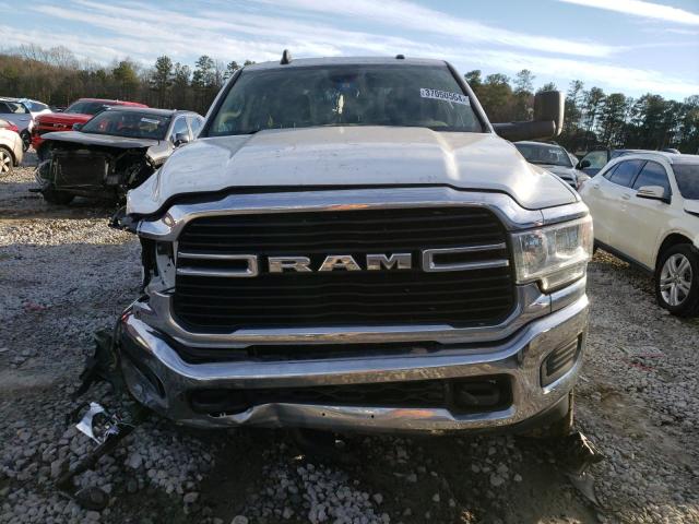 3C6UR5DLXKG626122 - 2019 RAM 2500 BIG HORN WHITE photo 5