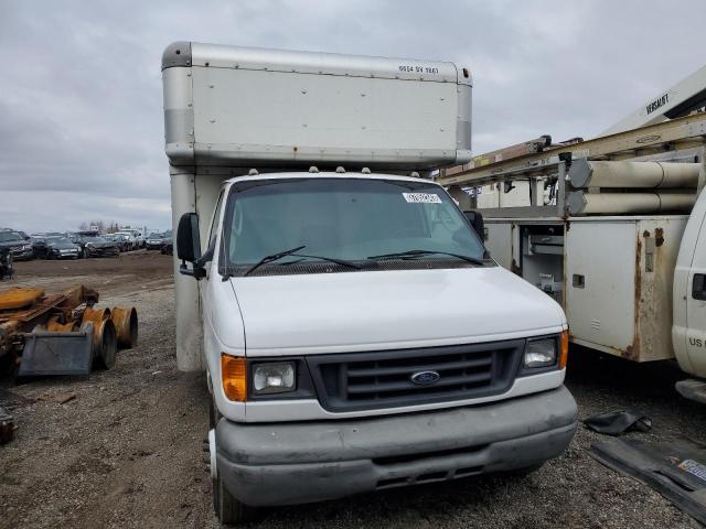 1FDXE45S67DA24528 - 2007 FORD ECONOLINE WHITE photo 9