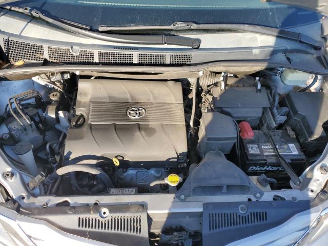 5TDKK3DC8FS628791 - 2015 TOYOTA SIENNA LE GRAY photo 12