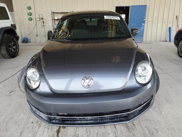 3VWJA7AT8FM640320 - 2015 VOLKSWAGEN BEETLE TDI GRAY photo 5