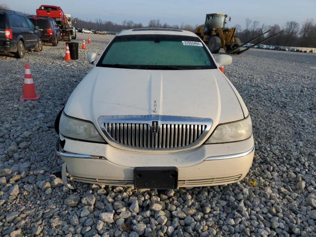 1LNHM82W07Y602430 - 2007 LINCOLN TOWN CAR SIGNATURE LIMITED WHITE photo 5