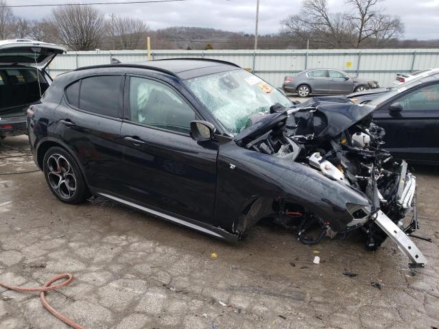 ZASPAKBN1R7D71387 - 2024 ALFA ROMEO STELVIO TI შავი ფოტო 4
