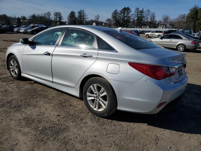 5NPEB4AC8EH887180 - 2014 HYUNDAI SONATA GLS SILVER photo 2