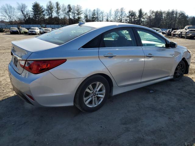 5NPEB4AC8EH887180 - 2014 HYUNDAI SONATA GLS SILVER photo 3