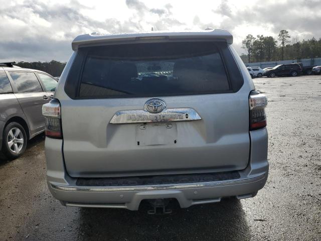 JTEBU5JR9H5458427 - 2017 TOYOTA 4RUNNER SR5/SR5 PREMIUM 银色 照片 6