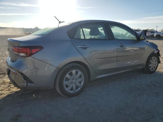 3KPA24AD1NE481589 - 2022 KIA RIO LX SILVER photo 3