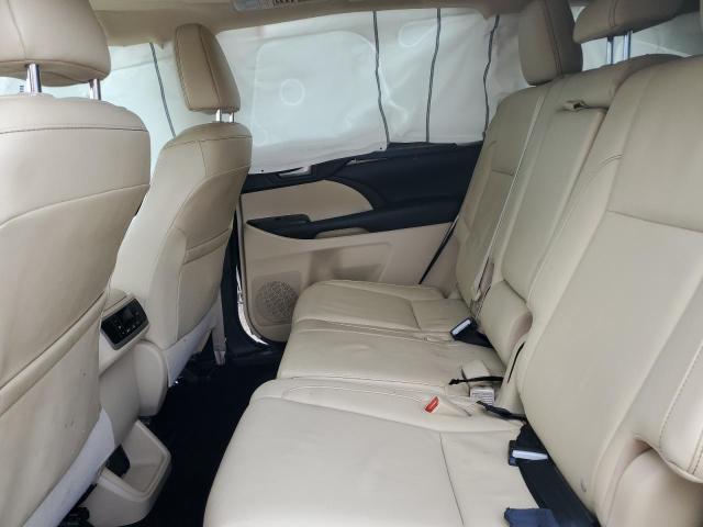 5TDKKRFHXGS155716 - 2016 TOYOTA HIGHLANDER XLE 白色 照片 11