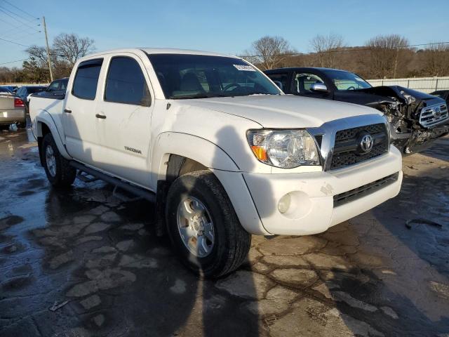 5TFJU4GN5BX002824 - 2011 TOYOTA TACOMA DOUBLE CAB PRERUNNER WHITE photo 4