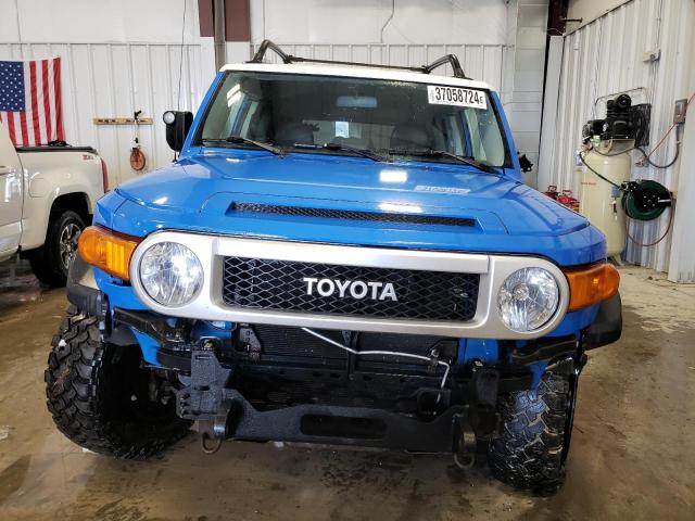 JTEBU11F270034355 - 2007 TOYOTA FJ CRUISER BLUE photo 5