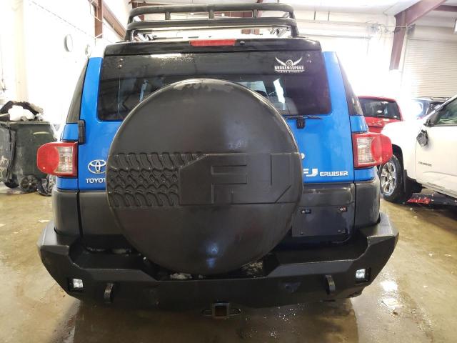 JTEBU11F270034355 - 2007 TOYOTA FJ CRUISER BLUE photo 6