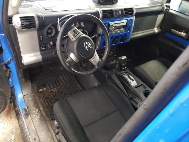 JTEBU11F270034355 - 2007 TOYOTA FJ CRUISER BLUE photo 8